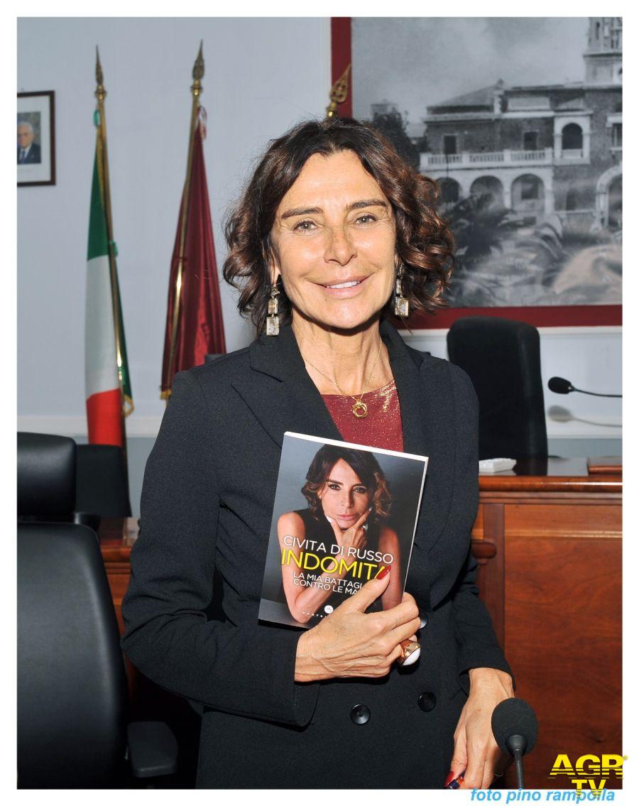 Civita Di Russo alla Presentazione del libro “Indomita. La mia battaglia contro le mafie”: Foto di Pino Rampolla