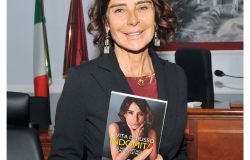 Civita Di Russo alla Presentazione del libro “Indomita. La mia battaglia contro le mafie”: Foto di Pino Rampolla