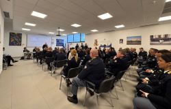 Il cardinale Matteo Maria Zuppi in visita alla Polizia postale