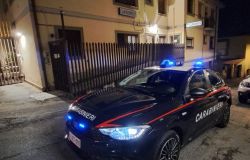 Lanuvio, tentato furto al Camposanto, denunciati tre giovani rom