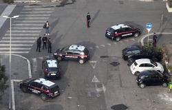 Carabinieri Ostia controlli a piazza Gasparri