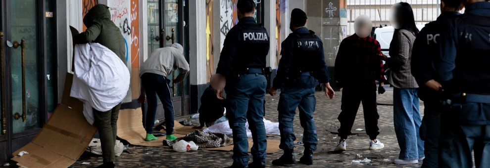 (AGR) Roma, in cinque rapinano e feriscono a coltellate due connazionali, in manette banda di tunisini