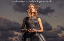 Rosalía presenta ...“LUX”: un album spirituale e multilingue che dialoga con “ANIMA MUNDI” di Monica Marziota