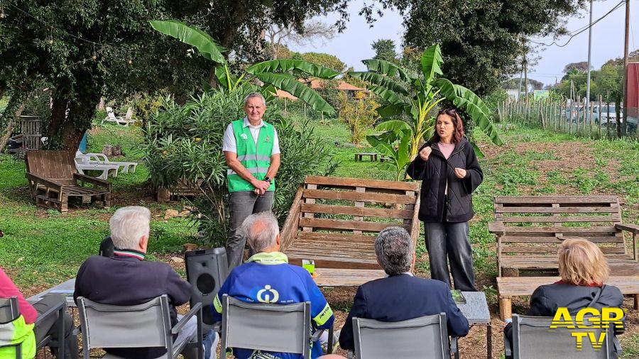 Proudon all'inaugurazione sede Tutors a sin. Gasperini Proudon all'inaugurazione sede Tutors a sin. Gasperini