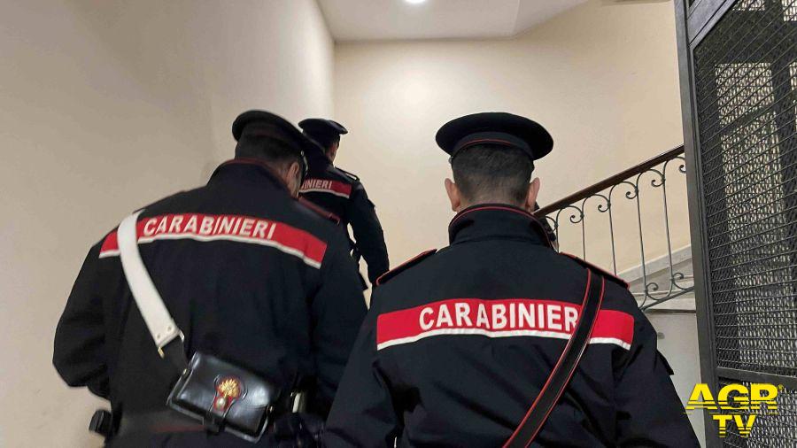 Carabinieri arresti per maltrattamenti in famiglia Carabinieri arresti per maltrattamenti in famiglia