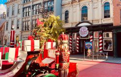 Natale a Cinecittà world la casa di Babbo Natale