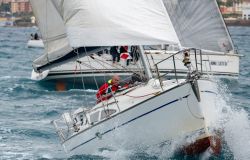 Vela, Campionato Invernale Riva di Traiano, regate spettacolari con vento forte