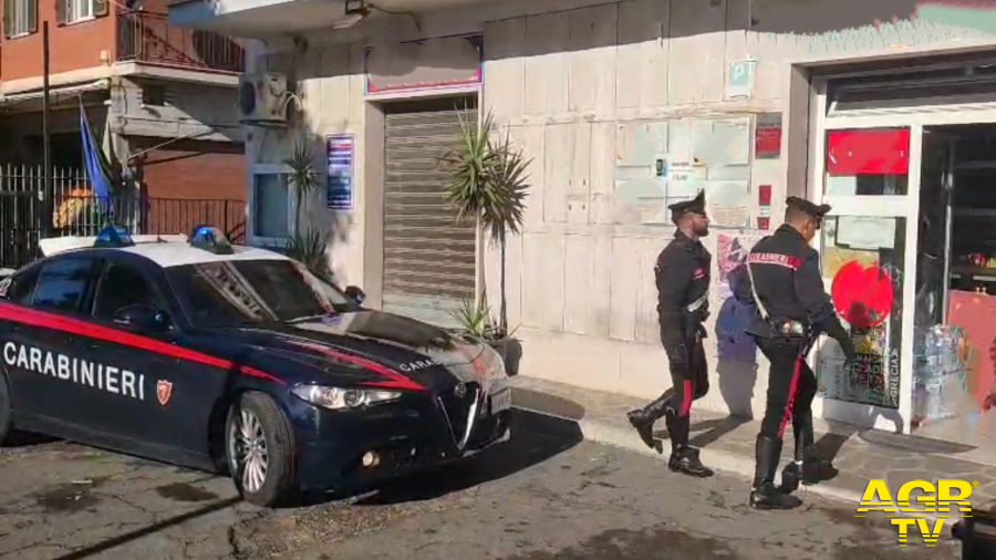 Castel Gandolfo: Due arresti per rapina aggravata al minimarket di Albano Laziale Castel Gandolfo: Due arresti per rapina aggravata al minimarket di Albano Laziale