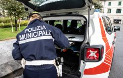 Detenzione e spaccio di sostanza stupefacente. La Polizia di Stato e la Polizia Municipale di Firenze arrestano un cittadino italiano di 50 anni