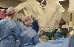 Urologia robotica, Italia da primato: doppio intervento con Da Vinci Single Port riuscito al Policlinico Abano
