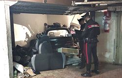 Veicoli rubati trovati nel box