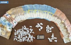 Roma, retata della Polizia a Tor Bella Monaca e sulla Casilina, dieci arresti tra pusher e vedette