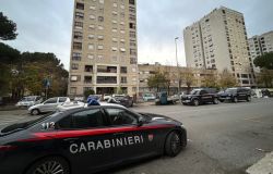 Roma Tor Bella Monaca, preso  uno spacciatore, 3 persone denunciate per occupazione abusiva