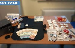Polizia droga e soldi sequestrati