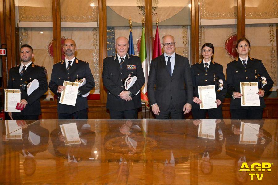 Campidoglio, il sindaco Gualtieri consegna Encomi e medaglie a 4 agenti della Polizia locale