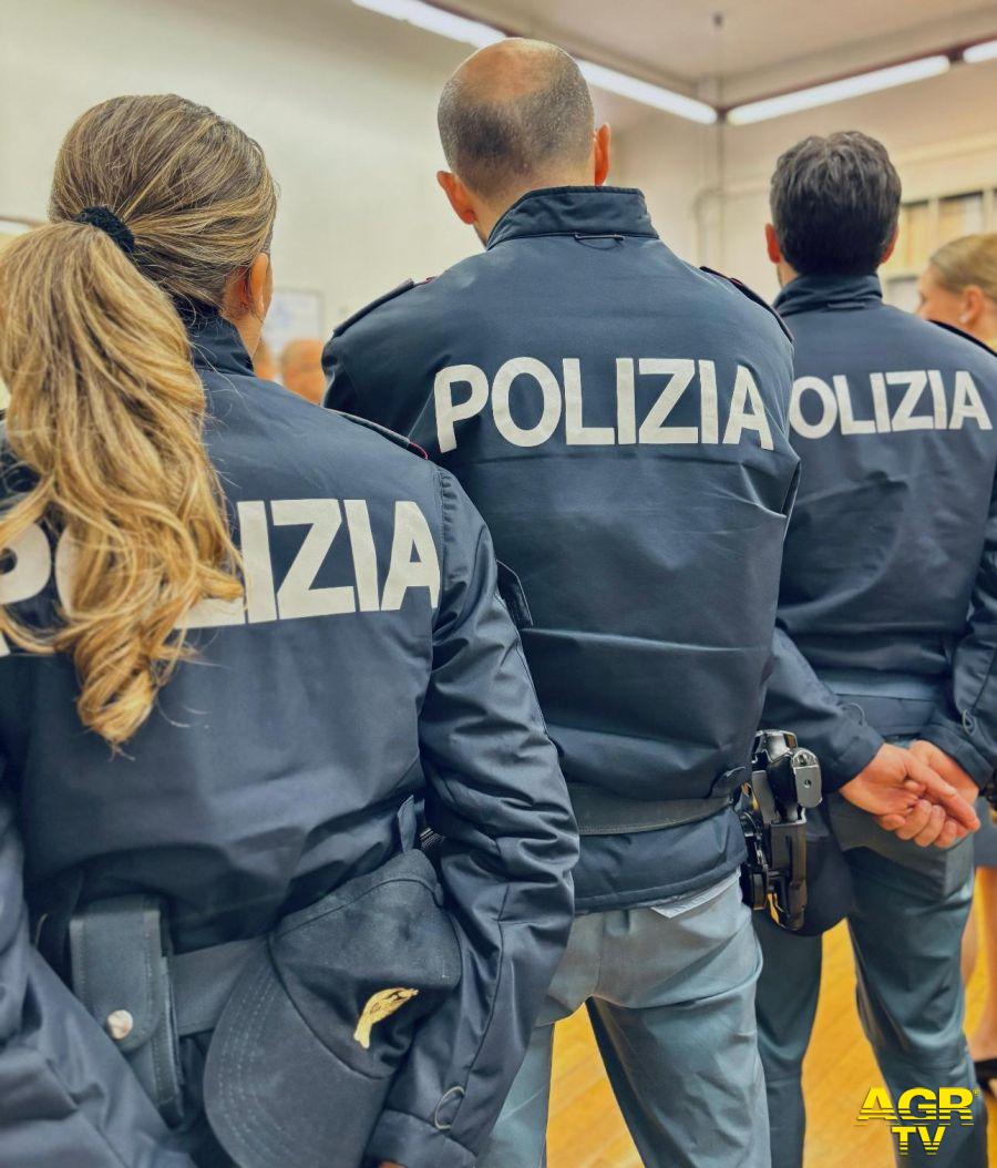 Polizia gli agenti che hanno condotto le indagini