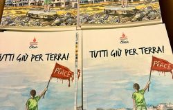 Tutti giù per terra! un libro dalla parte dei bambini....contro la guerra