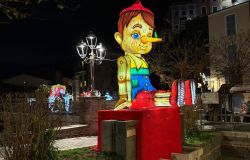 Nemi...Un Natale da Favola, oltre cento installazioni luminose dedicate alle fiabe più amate