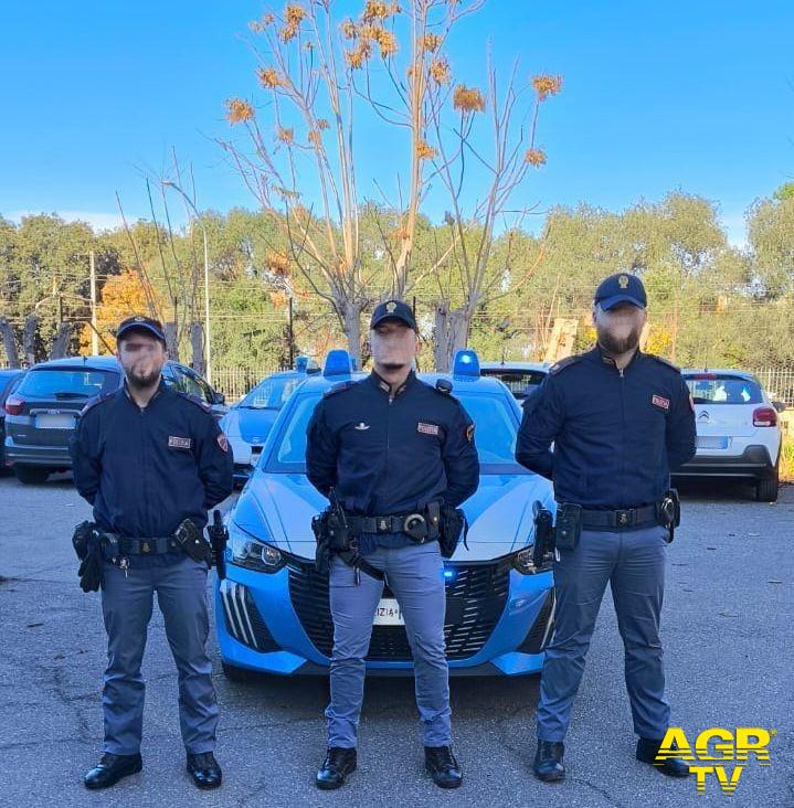 Polizia l'equipaggio intervenuto che ha effettuato i due salvataggi