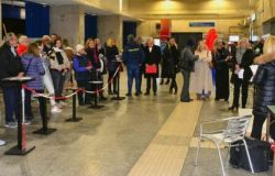 Spazzio creattivo panoramica evento nella stazione