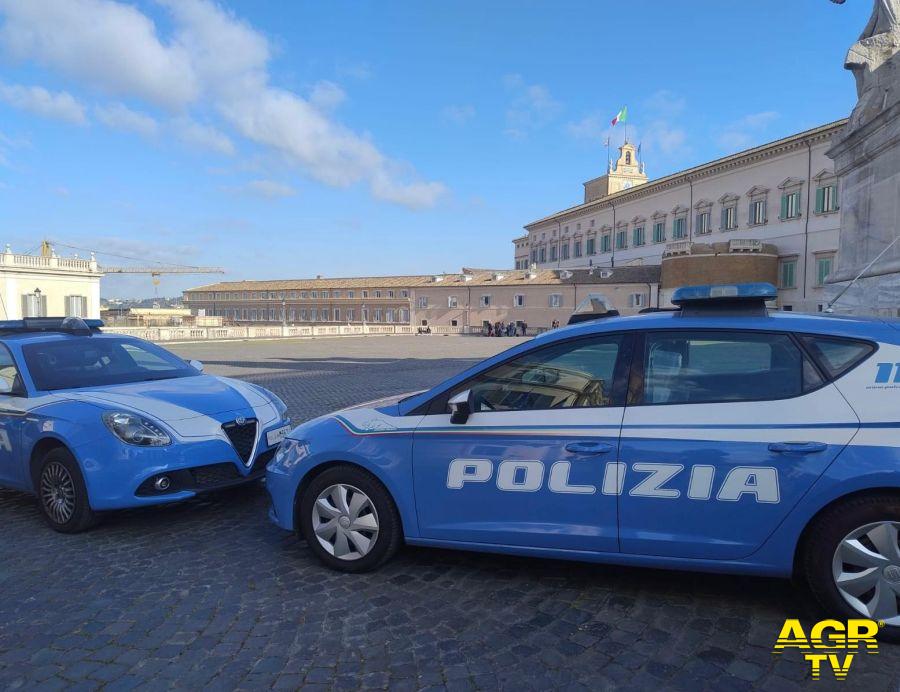 Polizia lla scorta alla staffetta Olimpica di Milano-Cortina