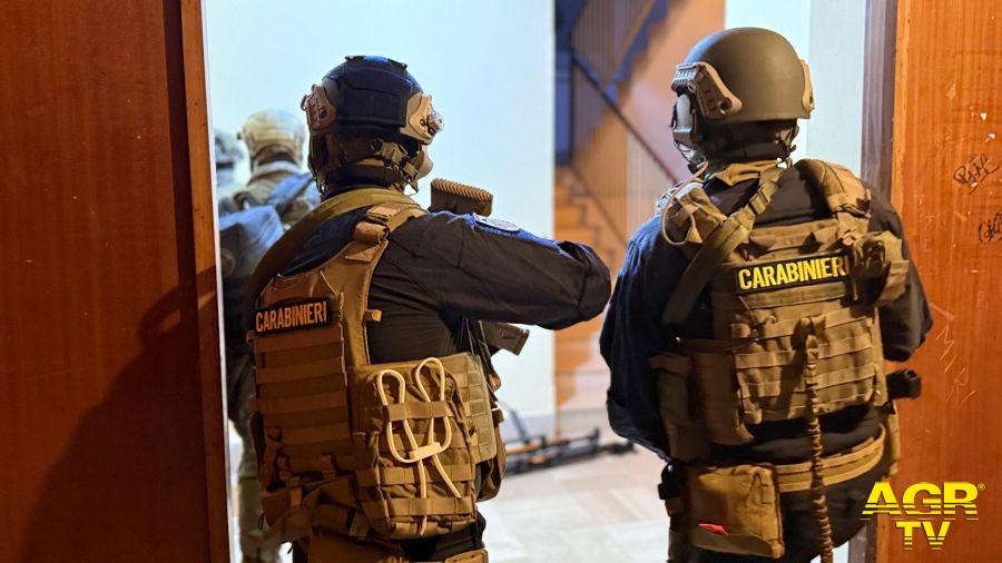 Carabinieri reparti speciali GIS