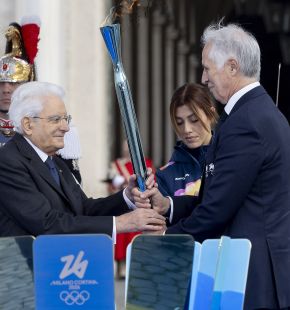 (AGR) Partita dal Quirinale la Fiamma Olimpica, destinazione Cortina (AGR) Partita dal Quirinale la Fiamma Olimpica, destinazione Cortina