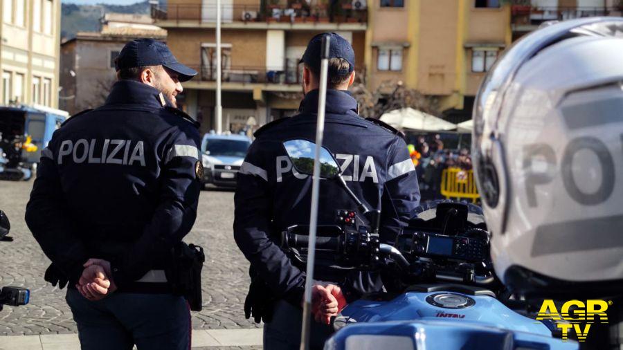 Polizia congtrolli area Vaticana per festività Natalizie Polizia congtrolli area Vaticana per festività Natalizie