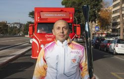 Massimo Vallati tedoforo