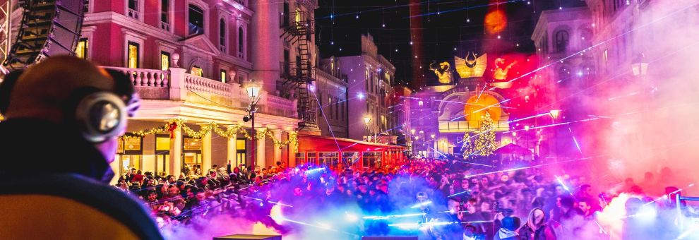 (AGR) Roma, Capodanno a Cinecittà World, saranno 12 ore di divertimento no-stop (AGR) Roma, Capodanno a Cinecittà World, saranno 12 ore di divertimento no-stop