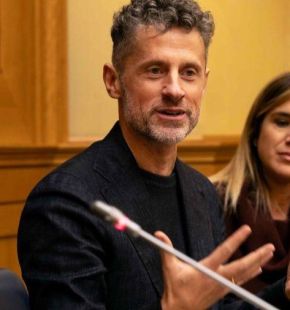 (AGR) “Cenere Zero”: Fabio Maria Salvatore rompe il silenzio sul dolore invisibile (AGR) “Cenere Zero”: Fabio Maria Salvatore rompe il silenzio sul dolore invisibile