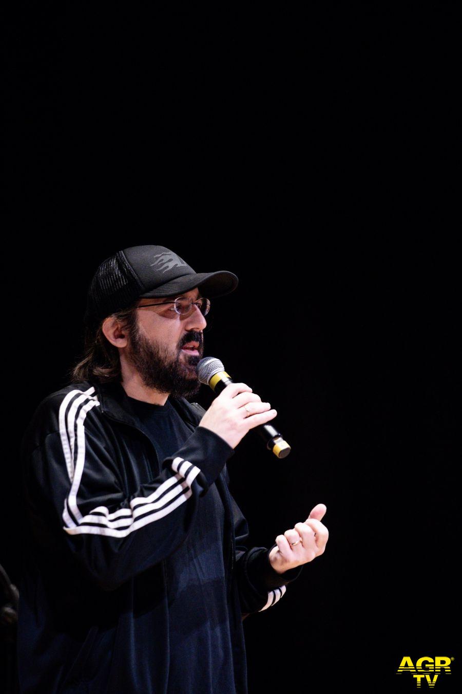Tommaso Piotta Zanello parla con gli studenti Tommaso Piotta Zanello parla con gli studenti