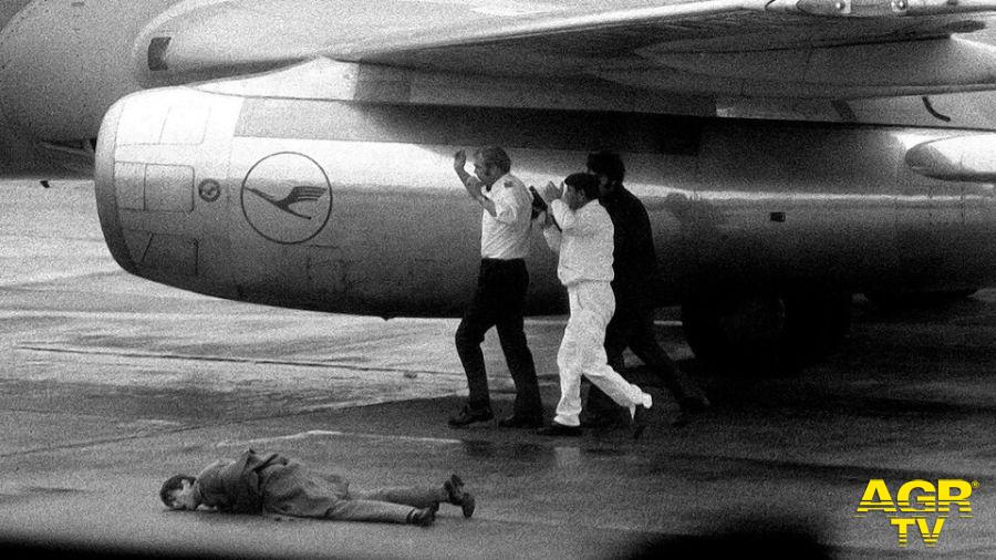 La strage di Fiumicino del 1973. Tra le vittime vi fu Antonio Zara, finanziere di appena 20 anni - Foto Fonte Wikipedia