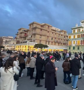(AGR) Ostia, il Capodanno accende le luci, da piazza Anco Marzio al Parco della Madonetta per finire alla stazione di Acilia