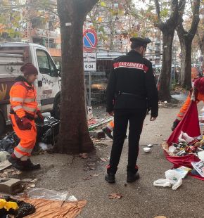 (AGR) Ostia, servizio antidegrado, sgomberato mercatino abusivo, sanzioni per 20 mila euro