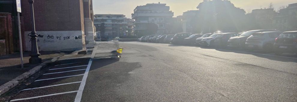 (AGR) Ostia, regolamentazione sosta sul piazzale della Regina Pacis