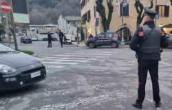 (AGR) Agosta, ubriaco molesta i clienti di un bar, all'arrivo dei Carabinieri li aggredisce, in manette 43enne