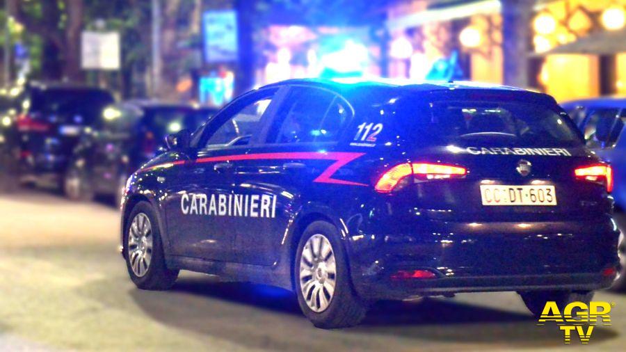 (AGR) Roma, ladri acrobati al quartiere Trieste, preso albanese 23enne, caccia ai due complici