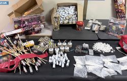 Polizia sequestro fuochi Prenestino