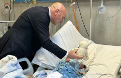 Polizia la visita degli agenti al San Camillo il Questore di Roma Roberto Massucci