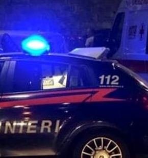 (AGR) Sant'Angelo Romano, fiamme in un appartamento, i Carabinieri con una scala di fortuna salvano una donna