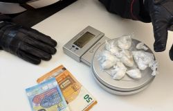 (AGR) Roma, servizi antidroga in tutta la città, in manette altre 9 persone