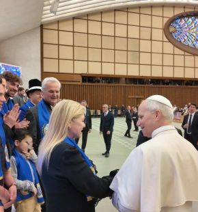 (AGR) Roma, Papa Leone XIV incontra gli artisti di “Evolution – Il Circo del Futuro”