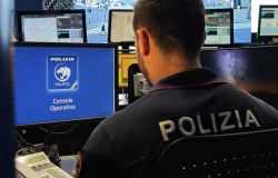 Polizia sei arresti pusher a Romas grazie a YouPol