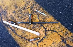 Polizia spranghe atte ad offendere lanciate dai tifosi