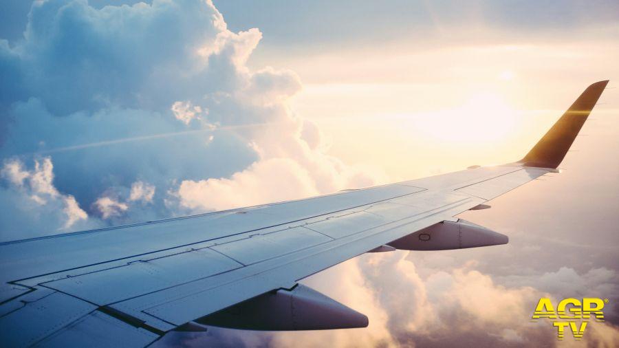 Viaggiare fuori dall'UE: regole d’ingresso, sanità e gestione del denaro nei Paesi a rischio - Foto di Ross Parmly Viaggiare fuori dall'UE: regole d’ingresso, sanità e gestione del denaro nei Paesi a rischio - Foto di Ross Parmly