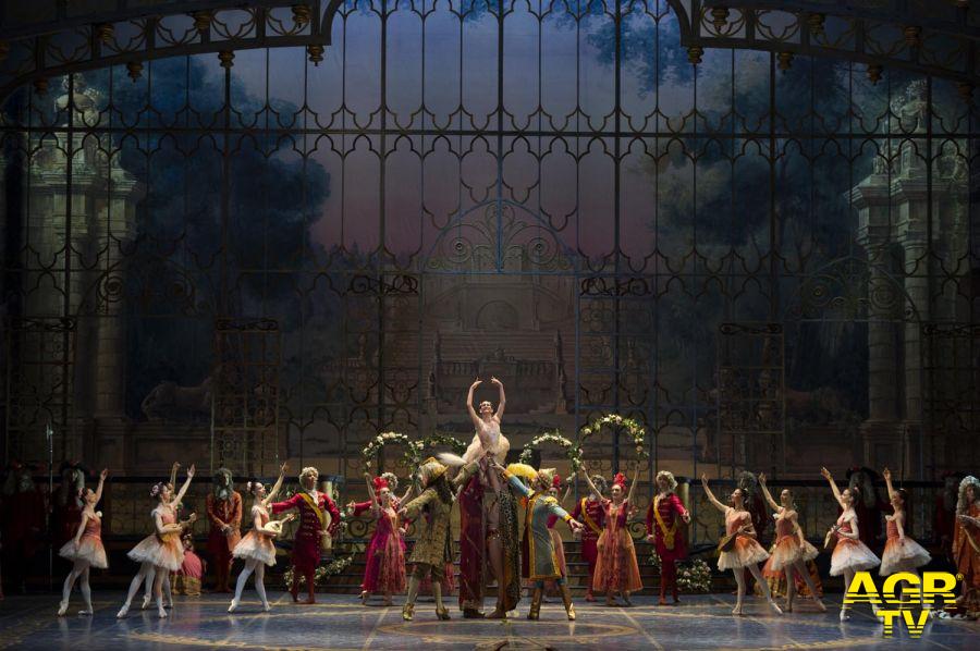 La Bella Addormentata, la favola danzata al teatro dell'Opera di Roma