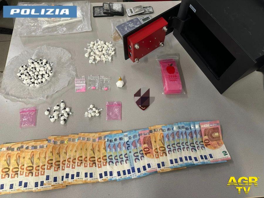 (AGR) Roma, operazione antidroga, con le informazioni di "You Pol" 16 pusher in manette d 3,5 kg. di droga sequestrata