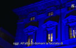 Palazzo Madama illuminato di blu per le vittime civili delle guerre