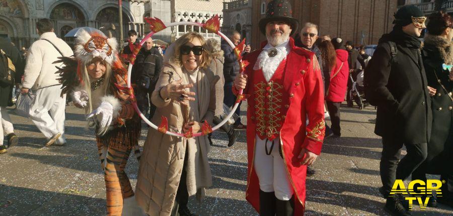 Carnevale piazza San Marco - Credits ©HarmonyLife Tour
